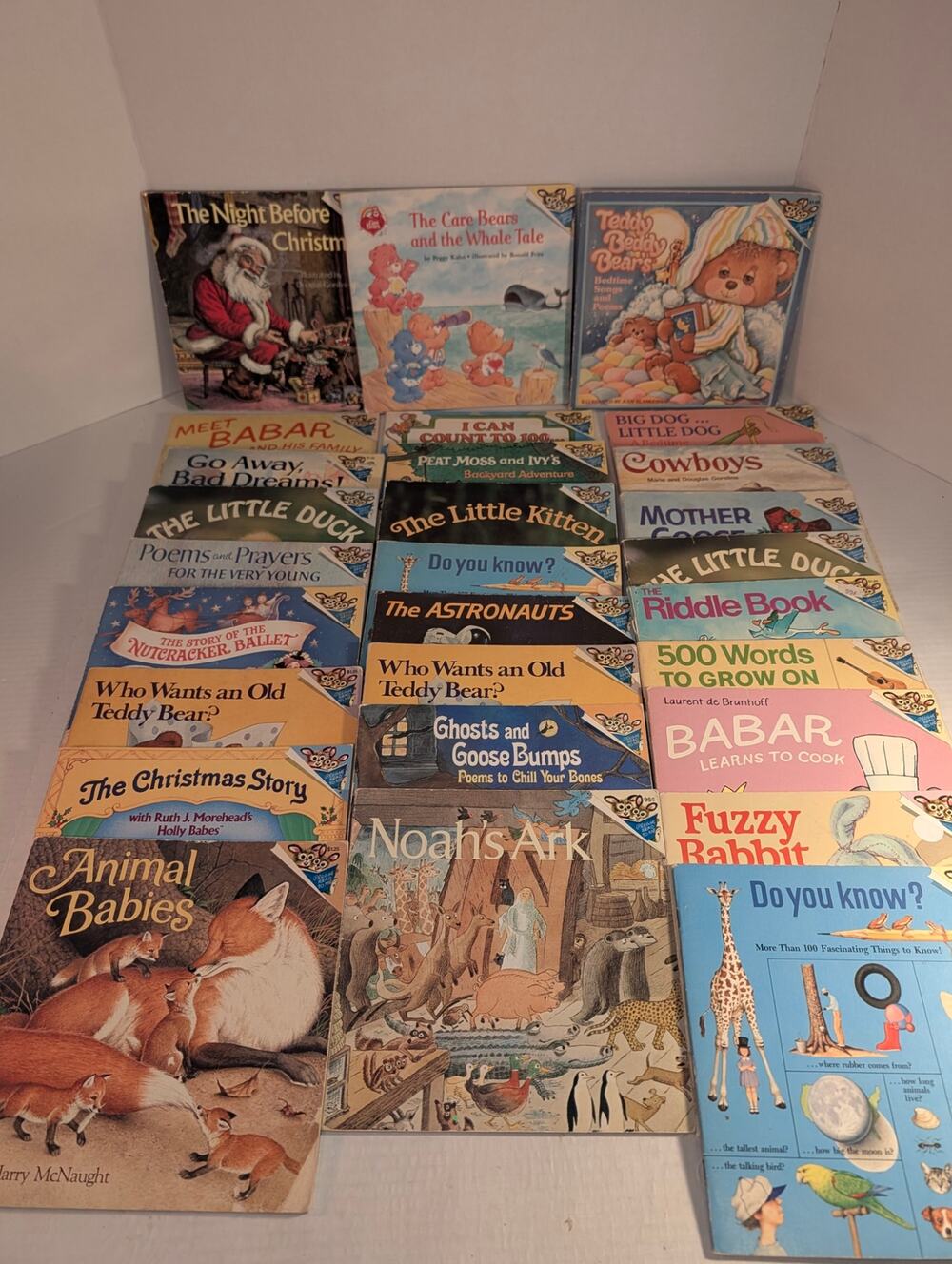 Lot 28 Vtg Children's Random House Picture Back PB Books Must See